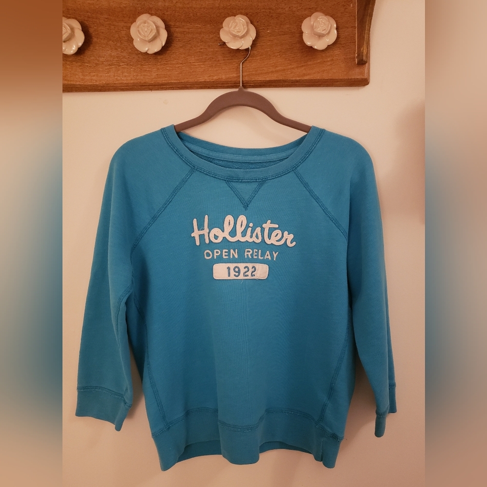 Blue hollister sweater
